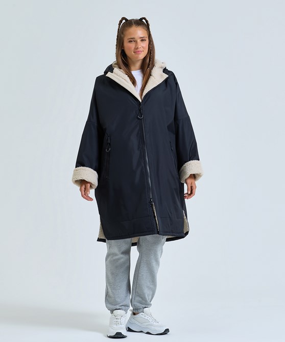 TriDri® All-seasons waterproof changing robe